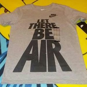 NWT Nike Tee